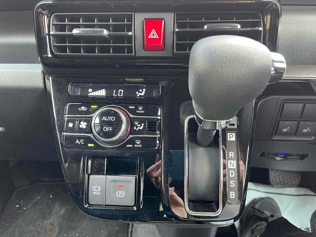 タント カスタムＸ　ＥＴＣ　バックカメラ　両側電動スライドドア　ナビ　ＴＶ　クリアランスソナー　衝突被害軽減システム　オートライト　スマートキー　アイドリングストップ　電動格納ミラー　シートヒーター　ベンチシート　ＣＶＴ（50枚目）