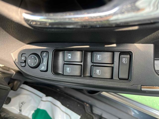 タント カスタムＸ　ＥＴＣ　バックカメラ　両側電動スライドドア　ナビ　ＴＶ　クリアランスソナー　衝突被害軽減システム　オートライト　スマートキー　アイドリングストップ　電動格納ミラー　シートヒーター　ベンチシート　ＣＶＴ（54枚目）