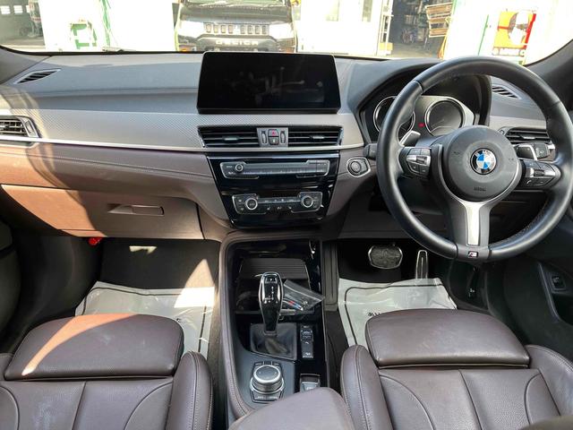 Ｘ２ ｘＤｒｉｖｅ　２０ｄ　ＭスポーツＸ　ドライブレコーダー　ＥＴＣ　バックカメラ　クリアランスソナー　オートクルーズコントロール　パワーシート　ナビ　オートライト　アルミホイール　スマートキー　アイドリングストップ　電動格納ミラー（2枚目）