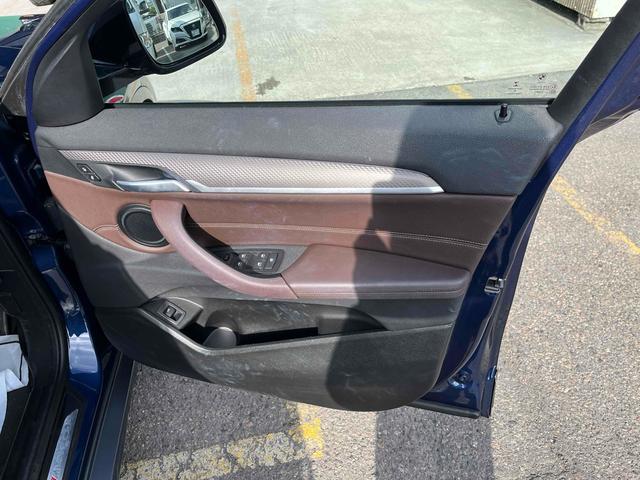 Ｘ２ ｘＤｒｉｖｅ　２０ｄ　ＭスポーツＸ　ドライブレコーダー　ＥＴＣ　バックカメラ　クリアランスソナー　オートクルーズコントロール　パワーシート　ナビ　オートライト　アルミホイール　スマートキー　アイドリングストップ　電動格納ミラー（50枚目）