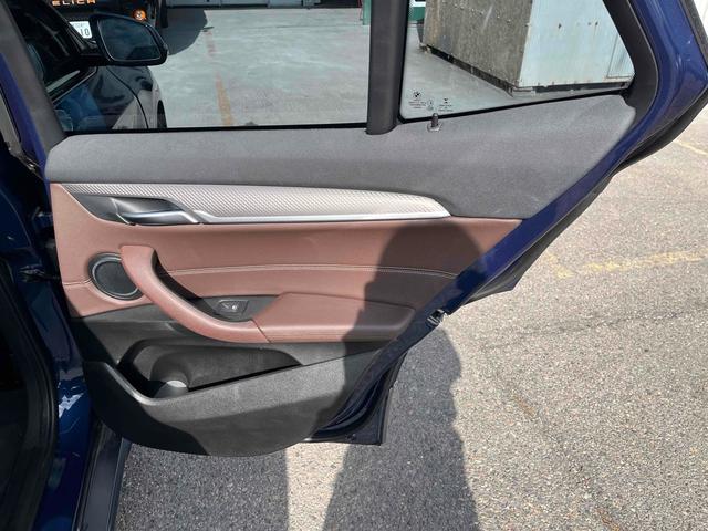 Ｘ２ ｘＤｒｉｖｅ　２０ｄ　ＭスポーツＸ　ドライブレコーダー　ＥＴＣ　バックカメラ　クリアランスソナー　オートクルーズコントロール　パワーシート　ナビ　オートライト　アルミホイール　スマートキー　アイドリングストップ　電動格納ミラー（51枚目）
