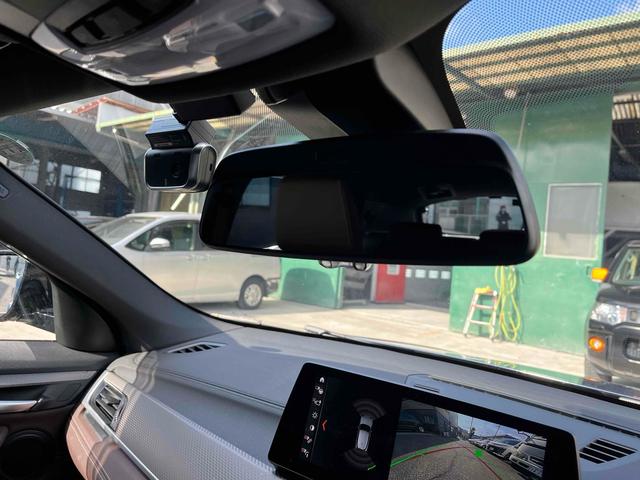 Ｘ２ ｘＤｒｉｖｅ　２０ｄ　ＭスポーツＸ　ドライブレコーダー　ＥＴＣ　バックカメラ　クリアランスソナー　オートクルーズコントロール　パワーシート　ナビ　オートライト　アルミホイール　スマートキー　アイドリングストップ　電動格納ミラー（65枚目）