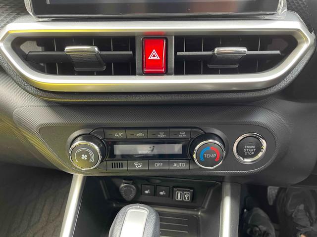 ライズ Ｚ　バックカメラ　クリアランスソナー　オートクルーズコントロール　レーンアシスト　衝突被害軽減システム　ＴＶ　オートライト　アルミホイール　スマートキー　アイドリングストップ　電動格納ミラー（8枚目）