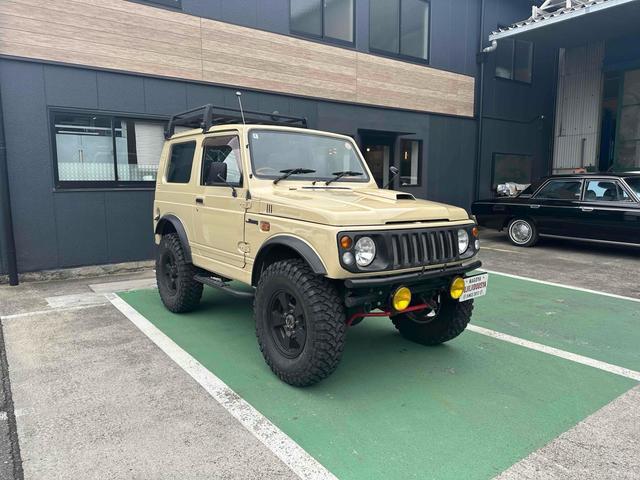 ジムニー ワイルドウインド エンジンオーバーホール済み オリジナルレザーシート 4WD MT CD アルミホイール エアコン(24枚目)