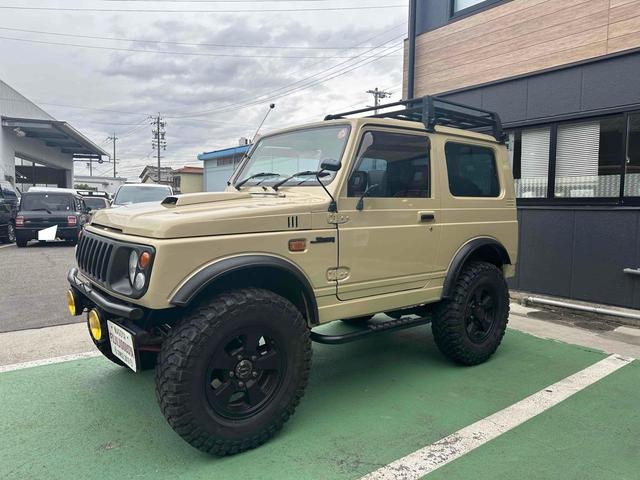 ジムニー ワイルドウインド エンジンオーバーホール済み オリジナルレザーシート 4WD MT CD アルミホイール エアコン(29枚目)