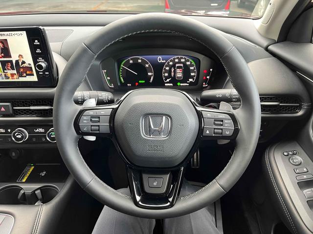 ZR-V e:HEV Z ドライブレコーダー 全周囲カメラ レーンアシスト パワーシート ナビ TV オートライト 電動リアゲート アルミホイール スマートキー 電動格納ミラー シートヒーター CVT USB(3枚目)