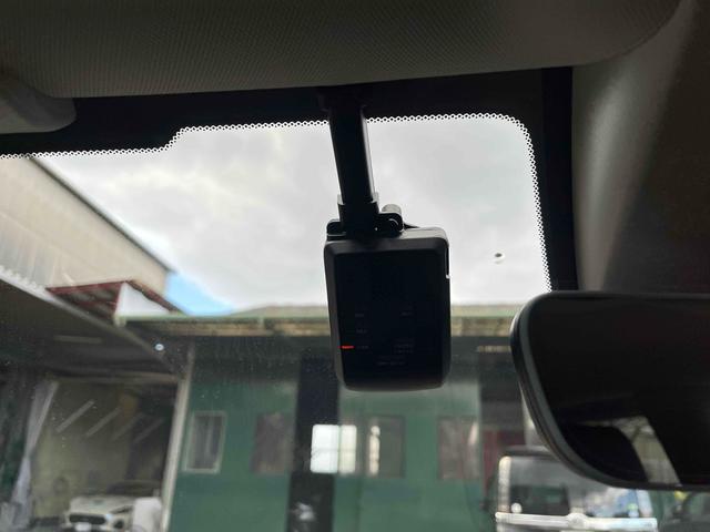 ZR-V e:HEV Z ドライブレコーダー 全周囲カメラ レーンアシスト パワーシート ナビ TV オートライト 電動リアゲート アルミホイール スマートキー 電動格納ミラー シートヒーター CVT USB(15枚目)