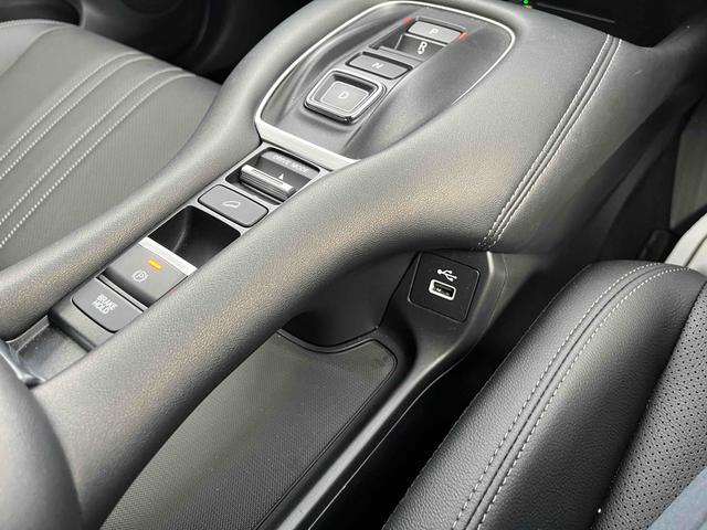 ZR-V e:HEV Z ドライブレコーダー 全周囲カメラ レーンアシスト パワーシート ナビ TV オートライト 電動リアゲート アルミホイール スマートキー 電動格納ミラー シートヒーター CVT USB(75枚目)