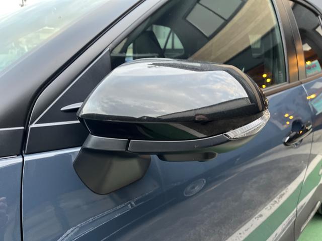 ヤリスクロス ハイブリッドＺ　ウルバーノ　パノラミックビューモニター　ブラインドスポットモニター　シートヒーター　ＥＴＣ　ナビ　ＴＶ　ステアリングヒーター　パワーシート（33枚目）