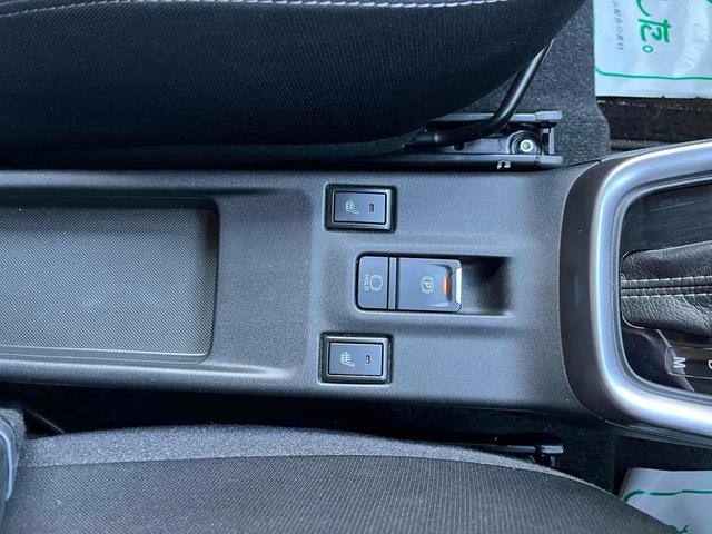 スイフト ハイブリッドMZ 全周囲カメラ ナビ TV クリアランスソナー オートクルーズコントロール レーンアシスト 衝突被害軽減システム アルミホイール オートライト スマートキー アイドリングストップ 電動格納ミラー(15枚目)