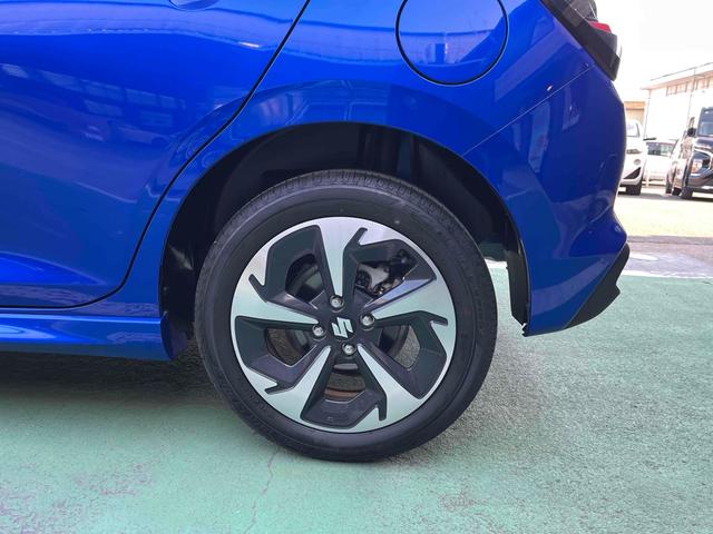 スイフト ハイブリッドMZ 全周囲カメラ ナビ TV クリアランスソナー オートクルーズコントロール レーンアシスト 衝突被害軽減システム アルミホイール オートライト スマートキー アイドリングストップ 電動格納ミラー(65枚目)