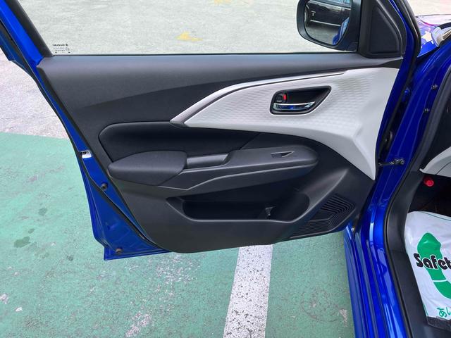 スイフト ハイブリッドMZ 全周囲カメラ ナビ TV クリアランスソナー オートクルーズコントロール レーンアシスト 衝突被害軽減システム アルミホイール オートライト スマートキー アイドリングストップ 電動格納ミラー(70枚目)