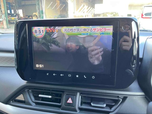 スイフト ハイブリッドMZ 全周囲カメラ ナビ TV クリアランスソナー オートクルーズコントロール レーンアシスト 衝突被害軽減システム アルミホイール オートライト スマートキー アイドリングストップ 電動格納ミラー(76枚目)