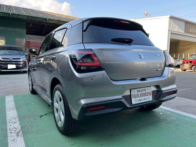 スイフト ハイブリッドＭＸ　クリアランスソナー　クルーズコントロール　レーンアシスト　衝突被害軽減システム　アルミホイール　オートライト　スマートキー　アイドリングストップ　電動格納ミラー　シートヒーター　ＣＶＴ　ＥＳＣ（35枚目）