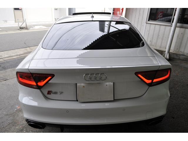 アウディ ＲＳ７スポーツバック