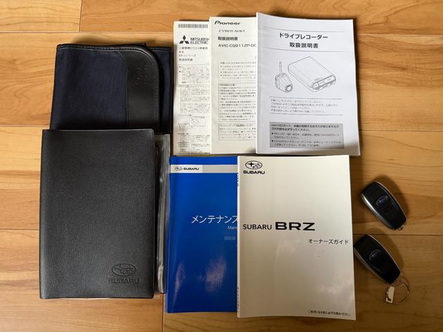 ＢＲＺ Ｓ　ワンオーナー　アイサイト　純正９インチナビ　ＴＶ　バックモニター　ＥＴＣ　ＬＥＤアクセサリーライナー　シートヒーター　純正ドラレコ　クリアランスソナー　スマートキー×２　定速クルーズコントロール（25枚目）