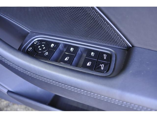 パナメーラ ターボ /クロノスポーツPKG/パノラミックスライディングルーフ/スポーツエギゾースト/4ゾーンエアコン/カーボンインテリア/BOSEサウンド/18WAY/禁煙車/6ヶ月走行無制限保証/(41枚目)