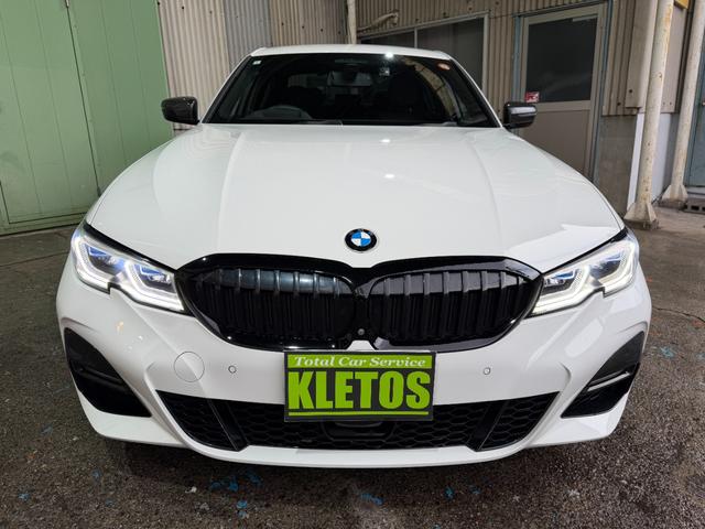 3シリーズ 330i Mスポーツ 6か月走行距離無制限保証付 ワンオーナー イノベーションPKG コンフォートPKG 純正OP19インチAW Mパフォーマンスカーボンドアミラーカバー&カーボントランクスポイラー ブラックキドニーグリル(4枚目)