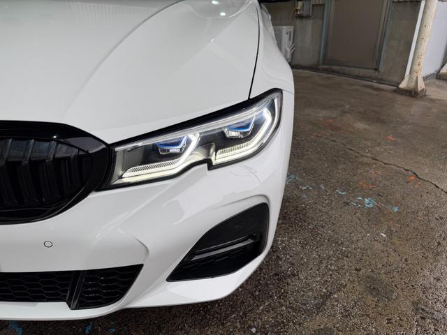 3シリーズ 330i Mスポーツ 6か月走行距離無制限保証付 ワンオーナー イノベーションPKG コンフォートPKG 純正OP19インチAW Mパフォーマンスカーボンドアミラーカバー&カーボントランクスポイラー ブラックキドニーグリル(8枚目)