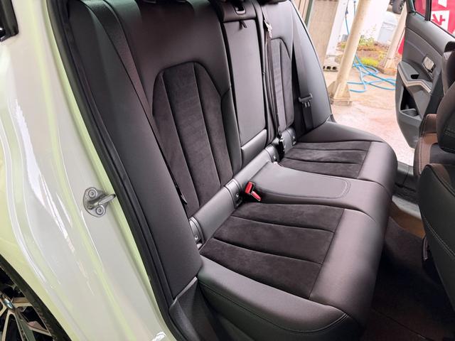 3シリーズ 330i Mスポーツ 6か月走行距離無制限保証付 ワンオーナー イノベーションPKG コンフォートPKG 純正OP19インチAW Mパフォーマンスカーボンドアミラーカバー&カーボントランクスポイラー ブラックキドニーグリル(36枚目)