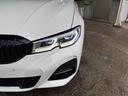 3シリーズ 330i Mスポーツ 6か月走行距離無制限保証付 ワンオーナー イノベーションPKG コンフォートPKG 純正OP19インチAW Mパフォーマンスカーボンドアミラーカバー&カーボントランクスポイラー ブラックキドニーグリル(8枚目)