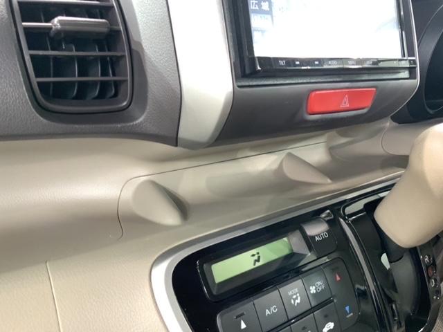 Ｎ－ＢＯＸ Ｇ・Ｌパッケージ　禁煙　車検整備付　１年保証　新品マット　ナビ　ＴＶ　Ｒカメラ　ＣＤ録音　ＢＴオ－ディオ　ＤＶＤ　ＥＴＣ　両側ＰＳＤ　ＶＳＡ　スマキ－　スペアキ－　盗難防止装置　整備記録簿　ベンチシ－ト　ドアバイザ－（28枚目）