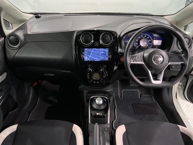 ノート ｅ－パワー　Ｘ　禁煙　１年保証　１オーナー　純正ナビ　ＴＶ　ＣＤ録音　ＤＶＤ　ドラレコ　衝突軽減Ｂ　ＥＴＣ　ＬＥＤオートライト　横滑り防止　アルミ　フォグ　ドアバイザー　スマートキー　盗難防止装置　整備記録簿　ＡＡＣ（7枚目）