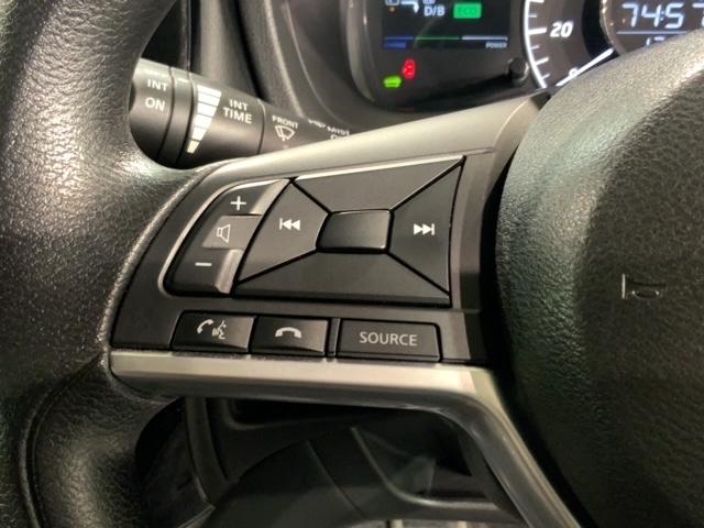 ノート ｅ－パワー　Ｘ　禁煙　１年保証　１オーナー　純正ナビ　ＴＶ　ＣＤ録音　ＤＶＤ　ドラレコ　衝突軽減Ｂ　ＥＴＣ　ＬＥＤオートライト　横滑り防止　アルミ　フォグ　ドアバイザー　スマートキー　盗難防止装置　整備記録簿　ＡＡＣ（8枚目）