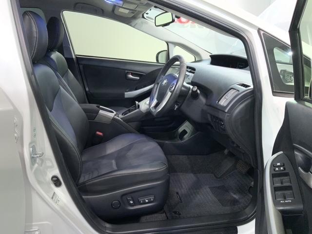 プリウス Ｇツーリングセレクション　禁煙　１年保証　ナビ　ＴＶ　ＣＤ録音　ＤＶＤ　ＥＴＣ　ＨＩＤオートライト　横滑り防止　電動シ－ト　クルコン　アルミ　スマ－トキ－　盗難防止装置　整備記録簿　ＡＡＣ　スペアキ－　Ｗエアバッグ　取説保証書（18枚目）