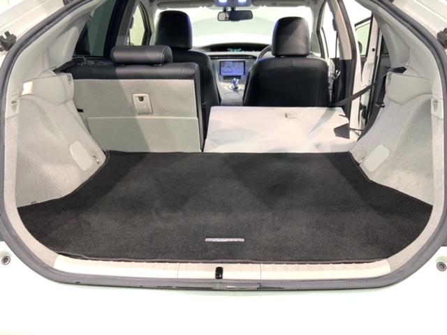 プリウス Ｇツーリングセレクション　禁煙　１年保証　ナビ　ＴＶ　ＣＤ録音　ＤＶＤ　ＥＴＣ　ＨＩＤオートライト　横滑り防止　電動シ－ト　クルコン　アルミ　スマ－トキ－　盗難防止装置　整備記録簿　ＡＡＣ　スペアキ－　Ｗエアバッグ　取説保証書（36枚目）