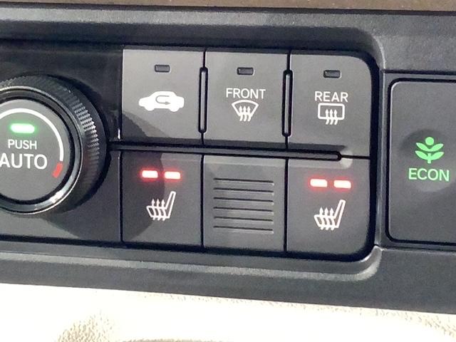 Ｎ－ＢＯＸ ベースグレード　新車保証　試乗禁煙車１オーナー　ナビＶＸＭ－２４５ＺＦＥｉ　ＴＶ　Ｒカメラ　ＢＴオ－ディオ　シートヒーター　ＥＴＣ　ＬＥＤオートライト　片側ＰＳＤ　ＶＳＡ　クルコン　ベンチシート　スマキー　取説保証書（12枚目）