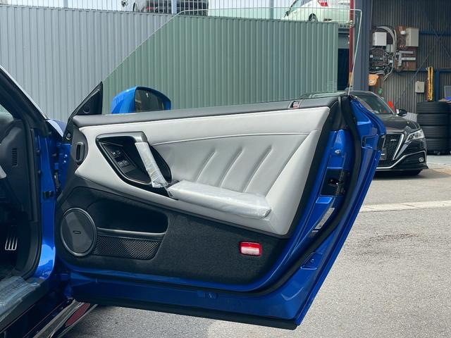 ＧＴ－Ｒ プレミアムエディション　ワンオーナー／禁煙車／白革シート／プロテクションフィルム施工済／ＢＯＳＥサウンドシステム／ファッショナブルインテリア／前後ドラレコ／デジタルインナーミラー／バックカメラ／純正ナビ・ＴＶ（21枚目）