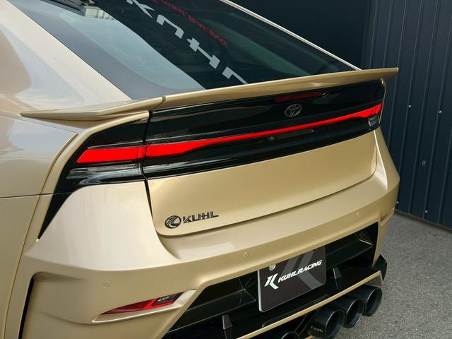 プリウス G オートサロン2024年出展最優秀賞車両/KUHLフルコンプリートカー/VERZ VRF01R20インチ/エアフォースエアサス/エレガントゴールドラッピング/純正ディスプレイオーディオナビ/ETC2.0(20枚目)