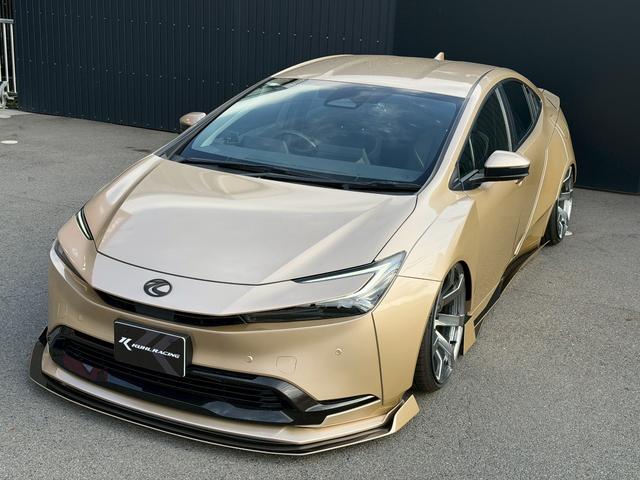 プリウス G オートサロン2024年出展最優秀賞車両/KUHLフルコンプリートカー/VERZ VRF01R20インチ/エアフォースエアサス/エレガントゴールドラッピング/純正ディスプレイオーディオナビ/ETC2.0(24枚目)