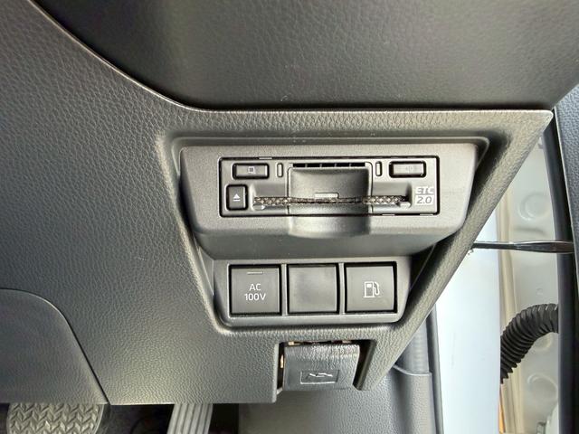 プリウス G オートサロン2024年出展最優秀賞車両/KUHLフルコンプリートカー/VERZ VRF01R20インチ/エアフォースエアサス/エレガントゴールドラッピング/純正ディスプレイオーディオナビ/ETC2.0(34枚目)