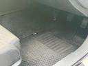 純正ディーラーオプションのフロアマットを装着しております！目立つスレ等もなく、状態は良好です！別途にてオーダーフロアマットにも変更可能ですので詳しくはお問合せ下さい。
