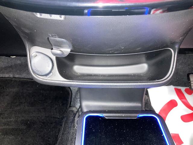 eKカスタム Tセーフティパッケージ 車検R9年3月 ディスプレイオーディオ Bluetooth マルチアラウンドモニター パワードサブウーファー 衝突被害軽減システム スマートキー プッシュスタート シートヒーター e-アシスト(30枚目)