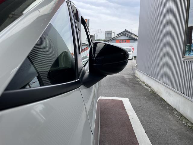 フィット ｅ：ＨＥＶ　ＲＳ　無限エアロ　ホンダ純正カーナビ　スマートキー　衝突軽減ブレーキ　ハーフレザーシート　パドルシフト　ＬＥＤヘッドライト　ＥＴＣ　アダプティブクルーズコントロール　革巻きステアリング（44枚目）