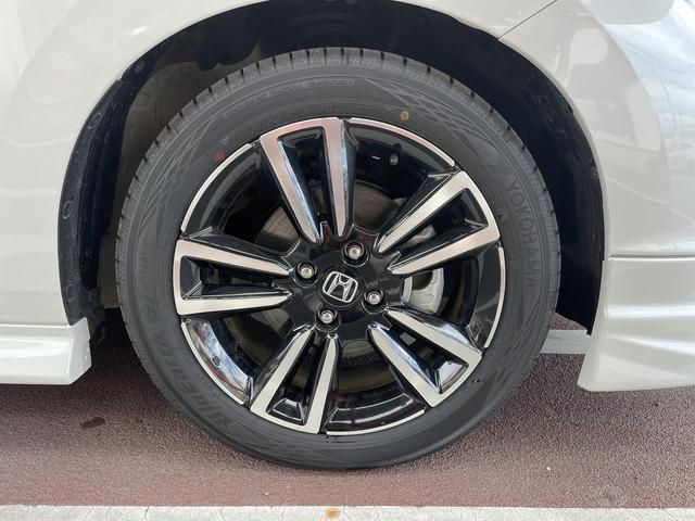 フィット ｅ：ＨＥＶ　ＲＳ　無限エアロ　ホンダ純正カーナビ　スマートキー　衝突軽減ブレーキ　ハーフレザーシート　パドルシフト　ＬＥＤヘッドライト　ＥＴＣ　アダプティブクルーズコントロール　革巻きステアリング（49枚目）