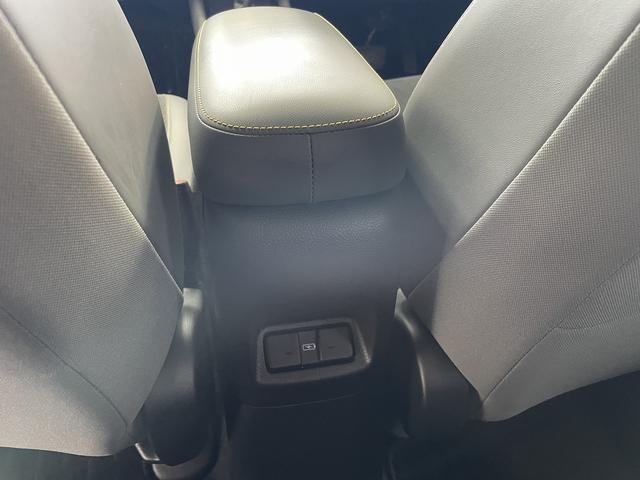 フィット ｅ：ＨＥＶ　ＲＳ　無限エアロ　ホンダ純正カーナビ　スマートキー　衝突軽減ブレーキ　ハーフレザーシート　パドルシフト　ＬＥＤヘッドライト　ＥＴＣ　アダプティブクルーズコントロール　革巻きステアリング（61枚目）