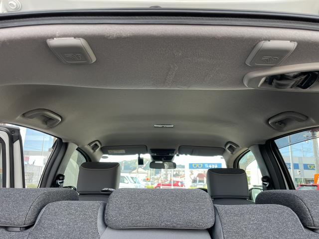 フィット ｅ：ＨＥＶ　ＲＳ　無限エアロ　ホンダ純正カーナビ　スマートキー　衝突軽減ブレーキ　ハーフレザーシート　パドルシフト　ＬＥＤヘッドライト　ＥＴＣ　アダプティブクルーズコントロール　革巻きステアリング（69枚目）