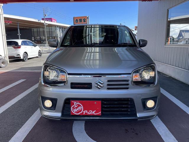 アルトワークス ベースグレード　５速ＭＴ　レカロシート　スマートキー　ＨＩＤヘッドライト　ＥＴＣ　ドライブレコーダー　フロアマット　ドアバイザー　革巻きステアリング　純正アルミホイール　フォグライト（5枚目）