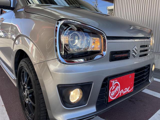 アルトワークス ベースグレード　５速ＭＴ　レカロシート　スマートキー　ＨＩＤヘッドライト　ＥＴＣ　ドライブレコーダー　フロアマット　ドアバイザー　革巻きステアリング　純正アルミホイール　フォグライト（8枚目）