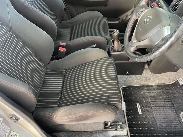 アルトワークス ベースグレード　５速ＭＴ　レカロシート　スマートキー　ＨＩＤヘッドライト　ＥＴＣ　ドライブレコーダー　フロアマット　ドアバイザー　革巻きステアリング　純正アルミホイール　フォグライト（15枚目）