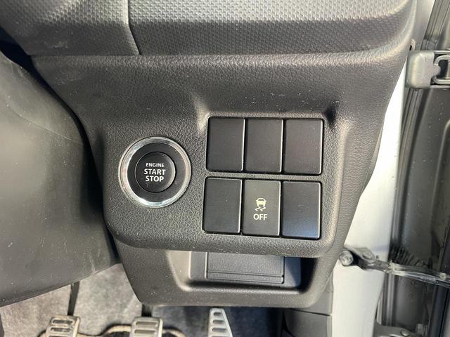 アルトワークス ベースグレード　５速ＭＴ　レカロシート　スマートキー　ＨＩＤヘッドライト　ＥＴＣ　ドライブレコーダー　フロアマット　ドアバイザー　革巻きステアリング　純正アルミホイール　フォグライト（16枚目）