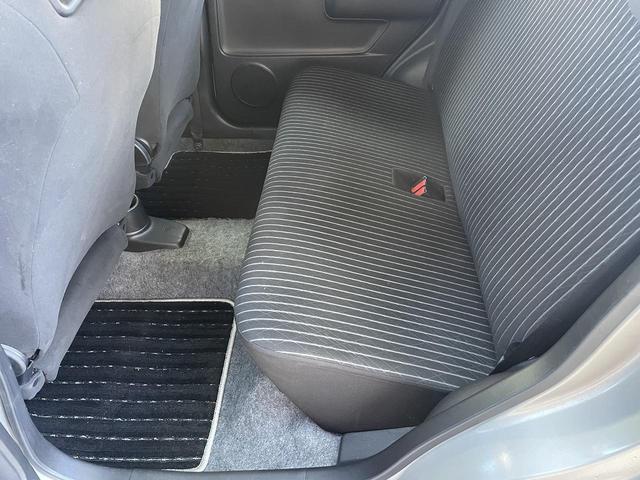 アルトワークス ベースグレード　５速ＭＴ　レカロシート　スマートキー　ＨＩＤヘッドライト　ＥＴＣ　ドライブレコーダー　フロアマット　ドアバイザー　革巻きステアリング　純正アルミホイール　フォグライト（25枚目）