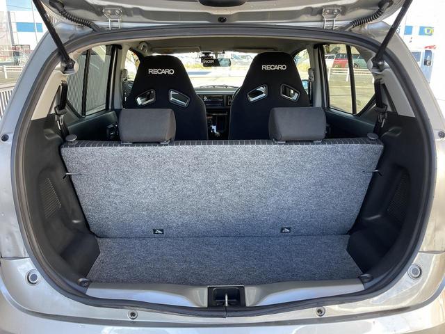 アルトワークス ベースグレード　５速ＭＴ　レカロシート　スマートキー　ＨＩＤヘッドライト　ＥＴＣ　ドライブレコーダー　フロアマット　ドアバイザー　革巻きステアリング　純正アルミホイール　フォグライト（26枚目）