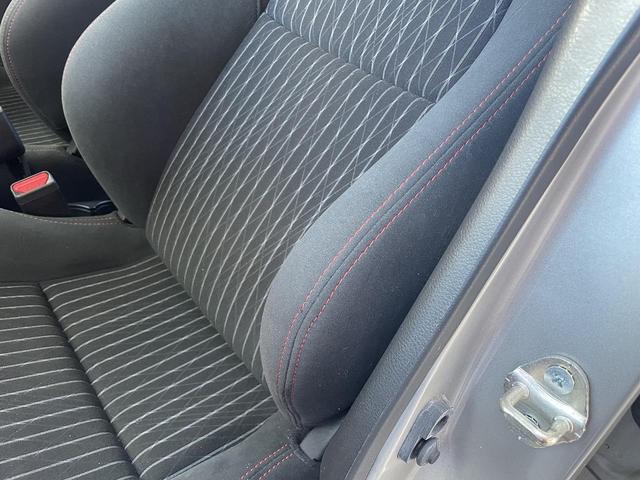 アルトワークス ベースグレード　５速ＭＴ　レカロシート　スマートキー　ＨＩＤヘッドライト　ＥＴＣ　ドライブレコーダー　フロアマット　ドアバイザー　革巻きステアリング　純正アルミホイール　フォグライト（51枚目）