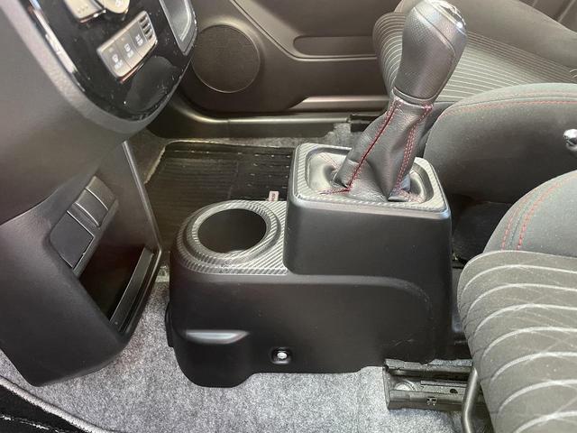 アルトワークス ベースグレード　５速ＭＴ　レカロシート　スマートキー　ＨＩＤヘッドライト　ＥＴＣ　ドライブレコーダー　フロアマット　ドアバイザー　革巻きステアリング　純正アルミホイール　フォグライト（54枚目）