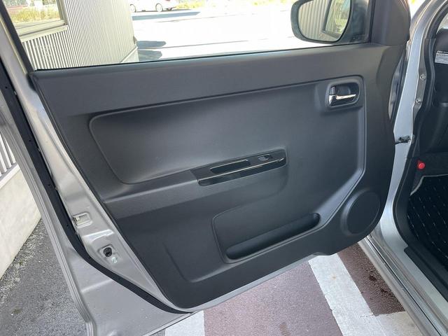 アルトワークス ベースグレード　５速ＭＴ　レカロシート　スマートキー　ＨＩＤヘッドライト　ＥＴＣ　ドライブレコーダー　フロアマット　ドアバイザー　革巻きステアリング　純正アルミホイール　フォグライト（60枚目）